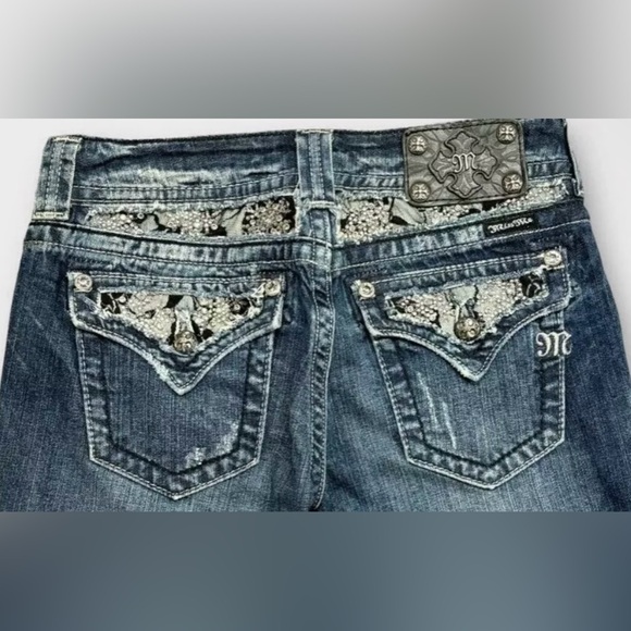 Miss Me Jeans Women 27 Bootcut Embellished Distressed Whiskering Bling NWT bling - Picture 3 of 16